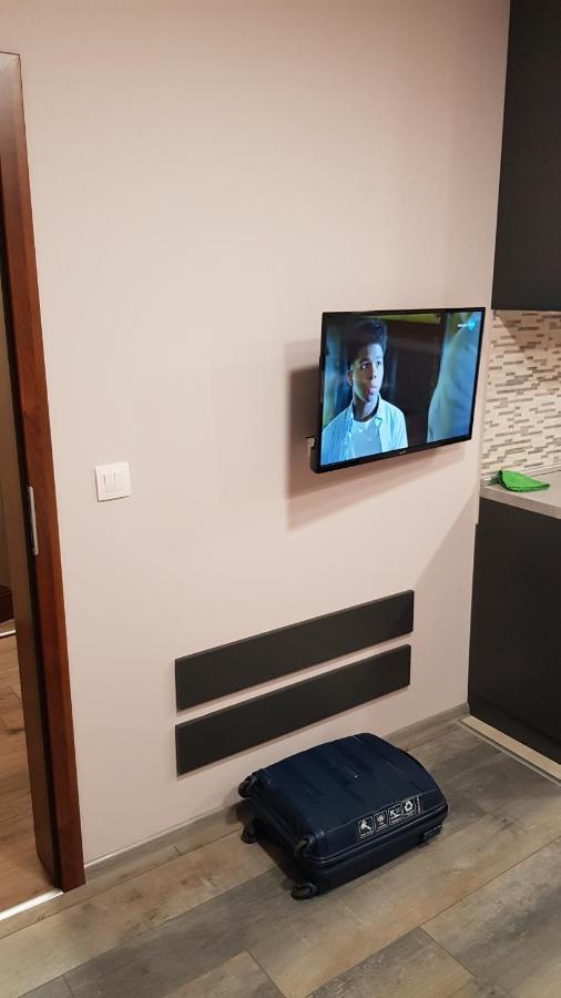 מונטנה Lux Apartment מראה חיצוני תמונה
